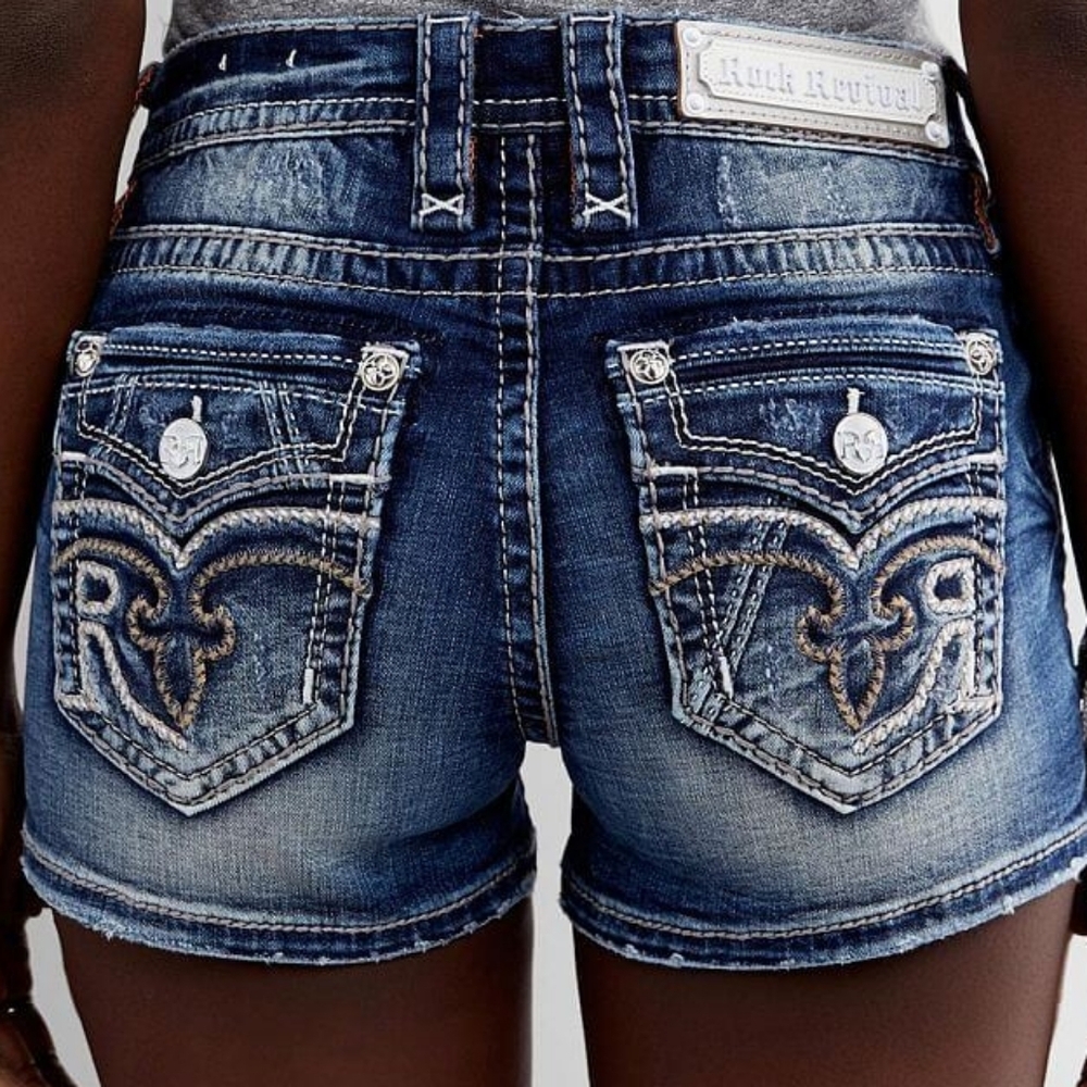 🤘ROCK REVIVAL🎸 MALVINA STRETCH SHORTS Size 30